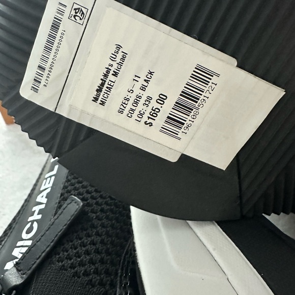 Michael Kors Willis Stretch Knit Trainer brand new / no box - Picture 13 of 15